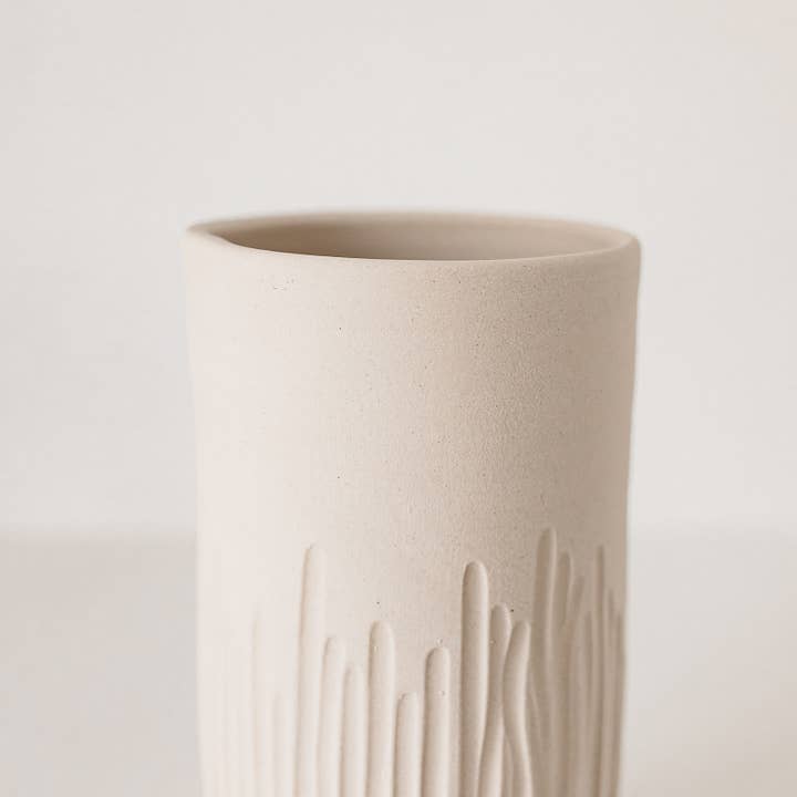 Vase en céramique design wabi-sabi