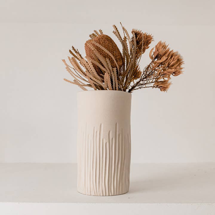 Vase en céramique design wabi-sabi